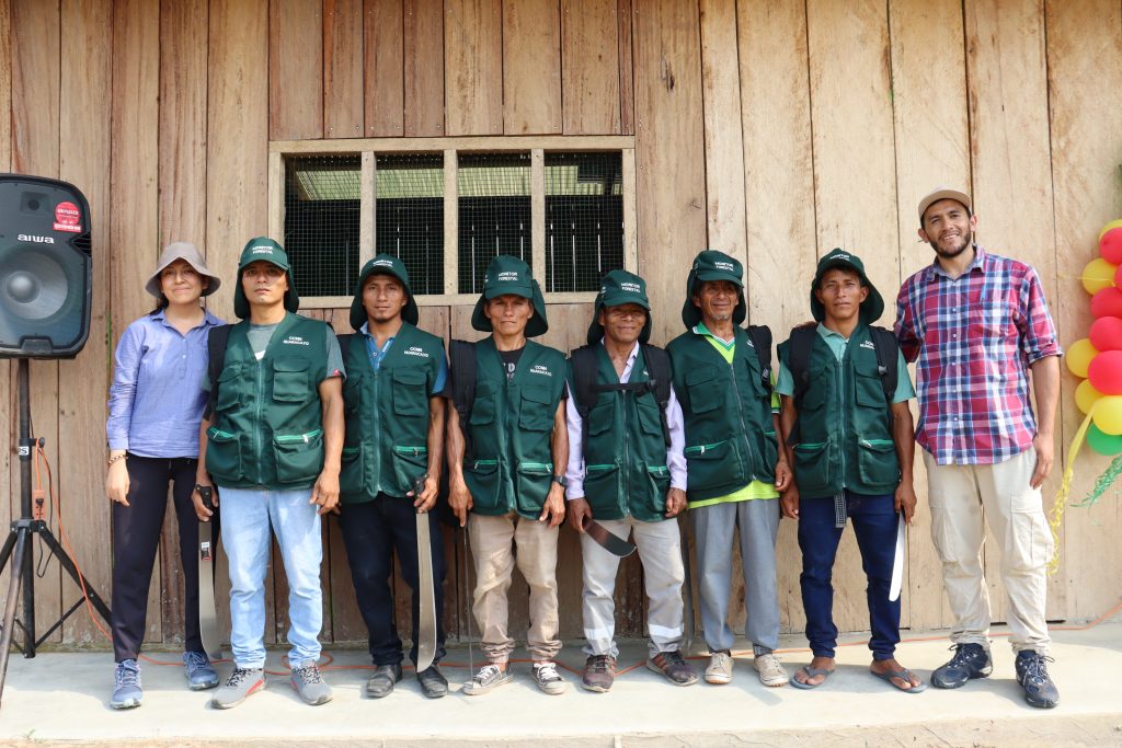 Forest monitors in Huaracayo